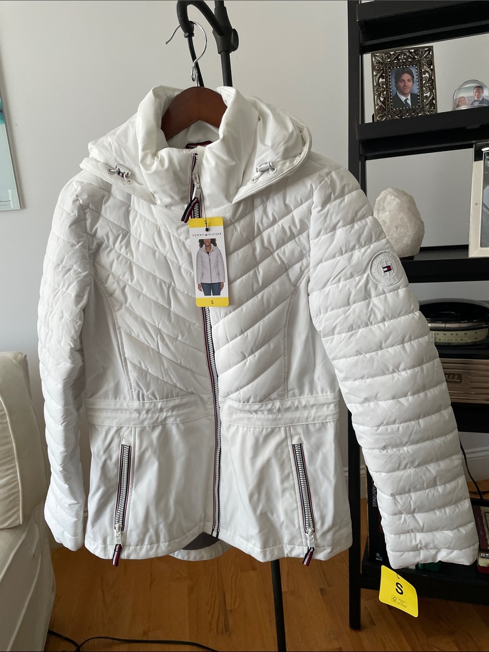 Tommy Hilfiger White Quilted Hooded Puffer Jacket - Women's